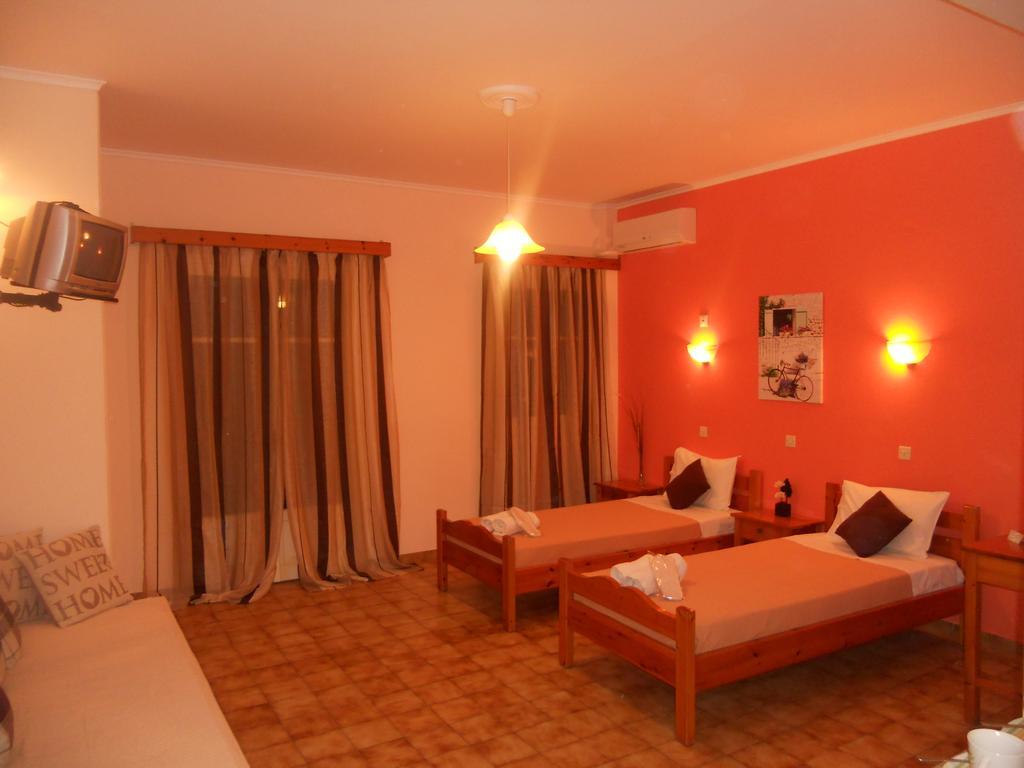 Elli Marina Studios And Apartments Benitses (Corfu) Quarto foto