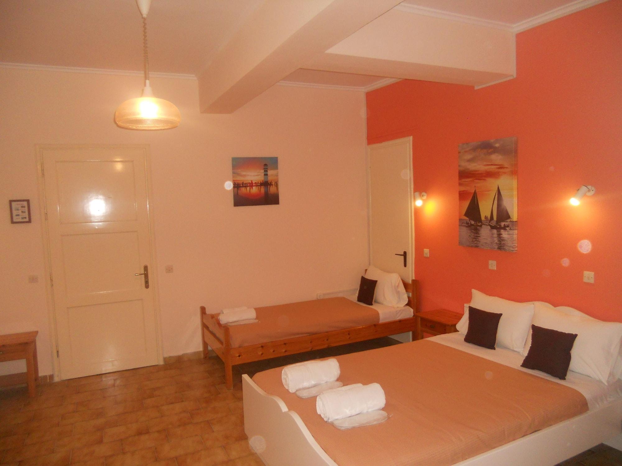 Elli Marina Studios And Apartments Benitses (Corfu) Exterior foto