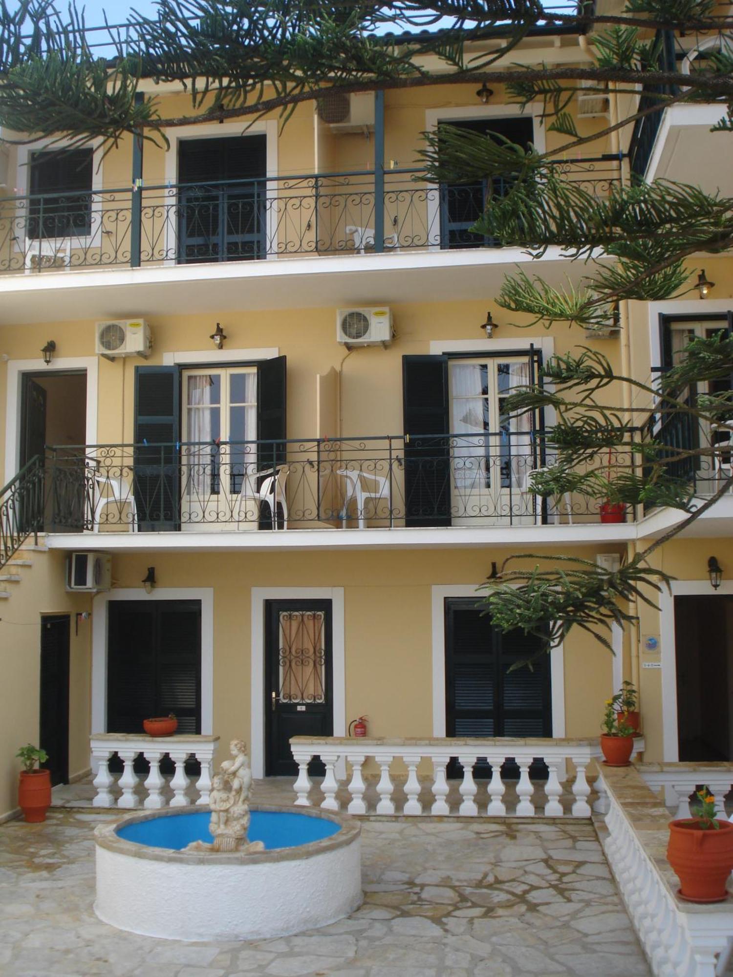 Elli Marina Studios And Apartments Benitses (Corfu) Exterior foto