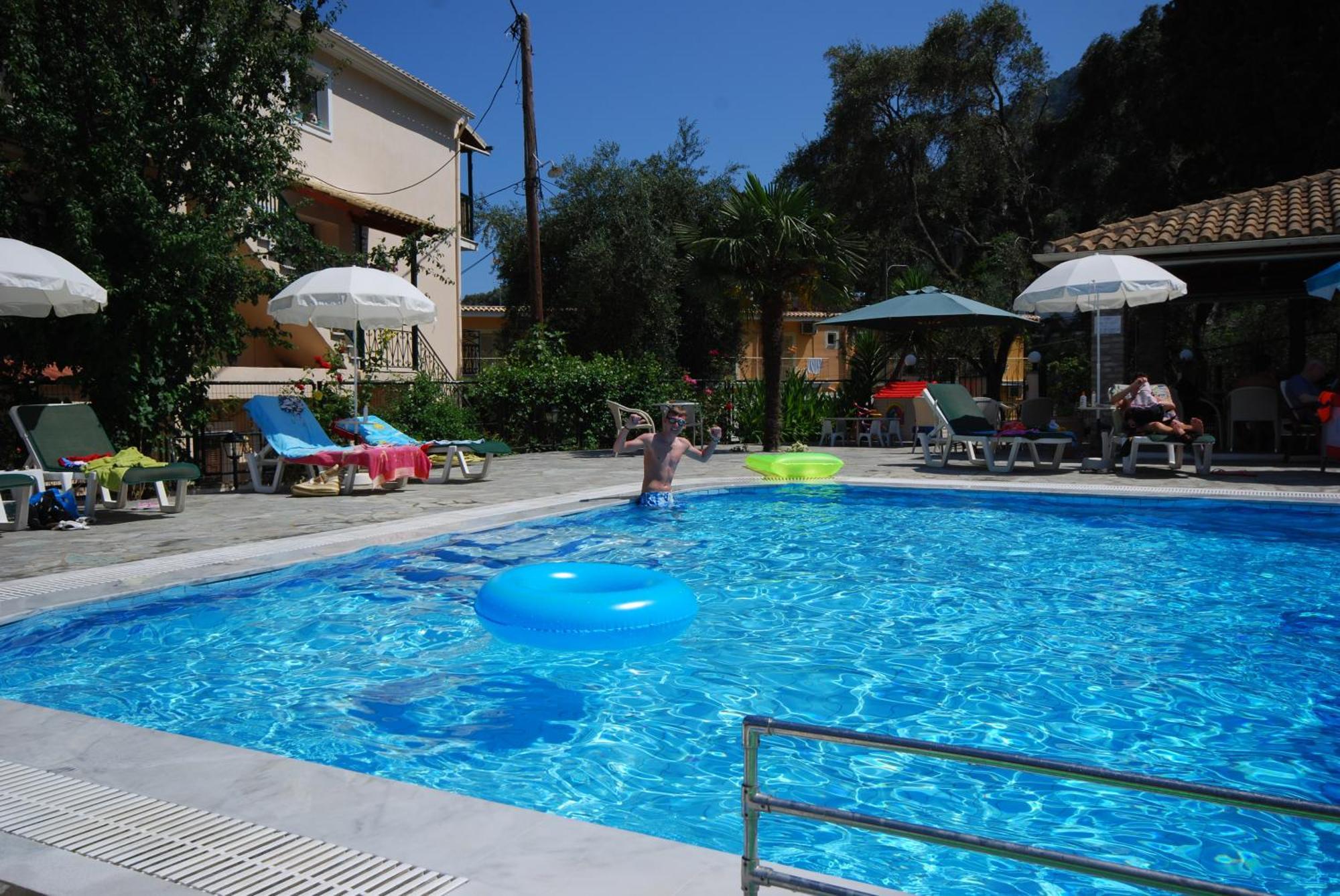 Elli Marina Studios And Apartments Benitses (Corfu) Exterior foto