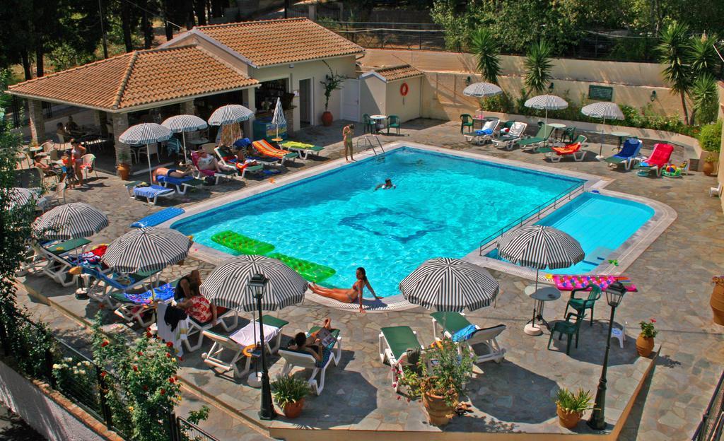 Elli Marina Studios And Apartments Benitses (Corfu) Exterior foto