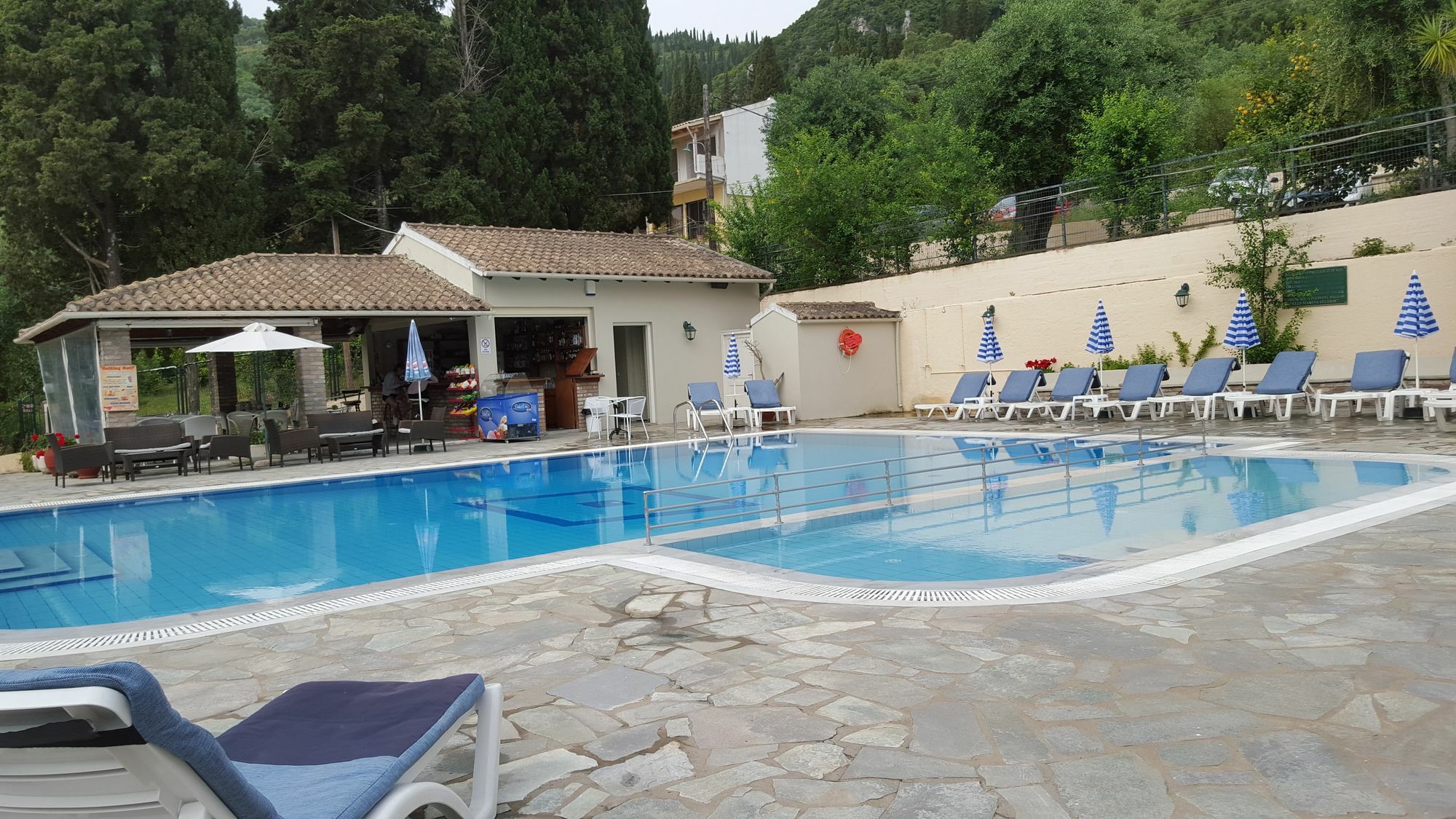 Elli Marina Studios And Apartments Benitses (Corfu) Exterior foto