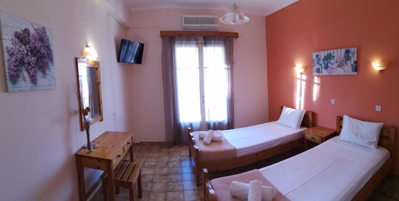 Elli Marina Studios And Apartments Benitses (Corfu) Exterior foto